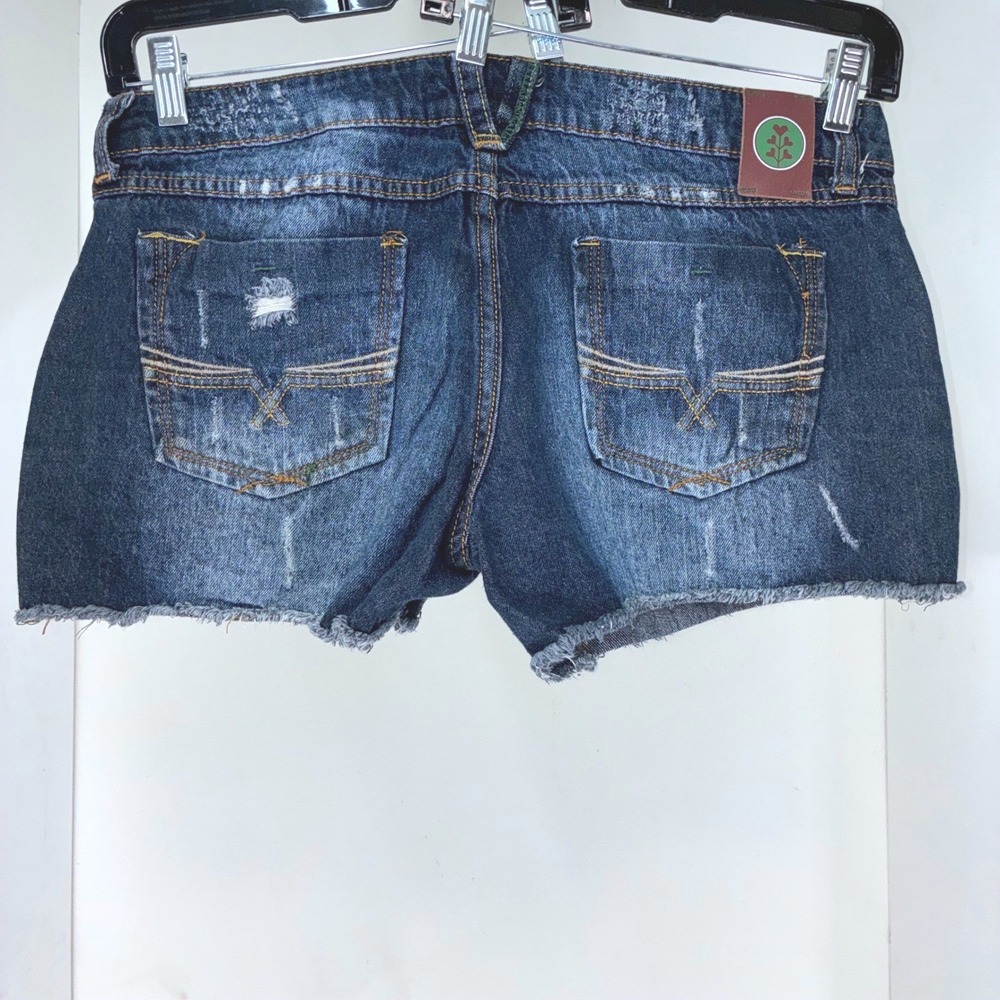 Velvet Heart Womens Dark Wash Distressed Denim Cut Off Shorts Size 31 DAF-7017